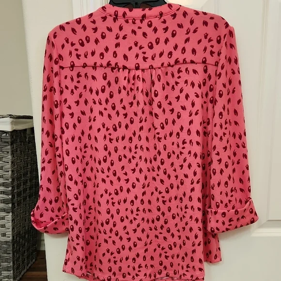 Kim Rogers Pink Blouse with Red Accents - Picture 5 of 7